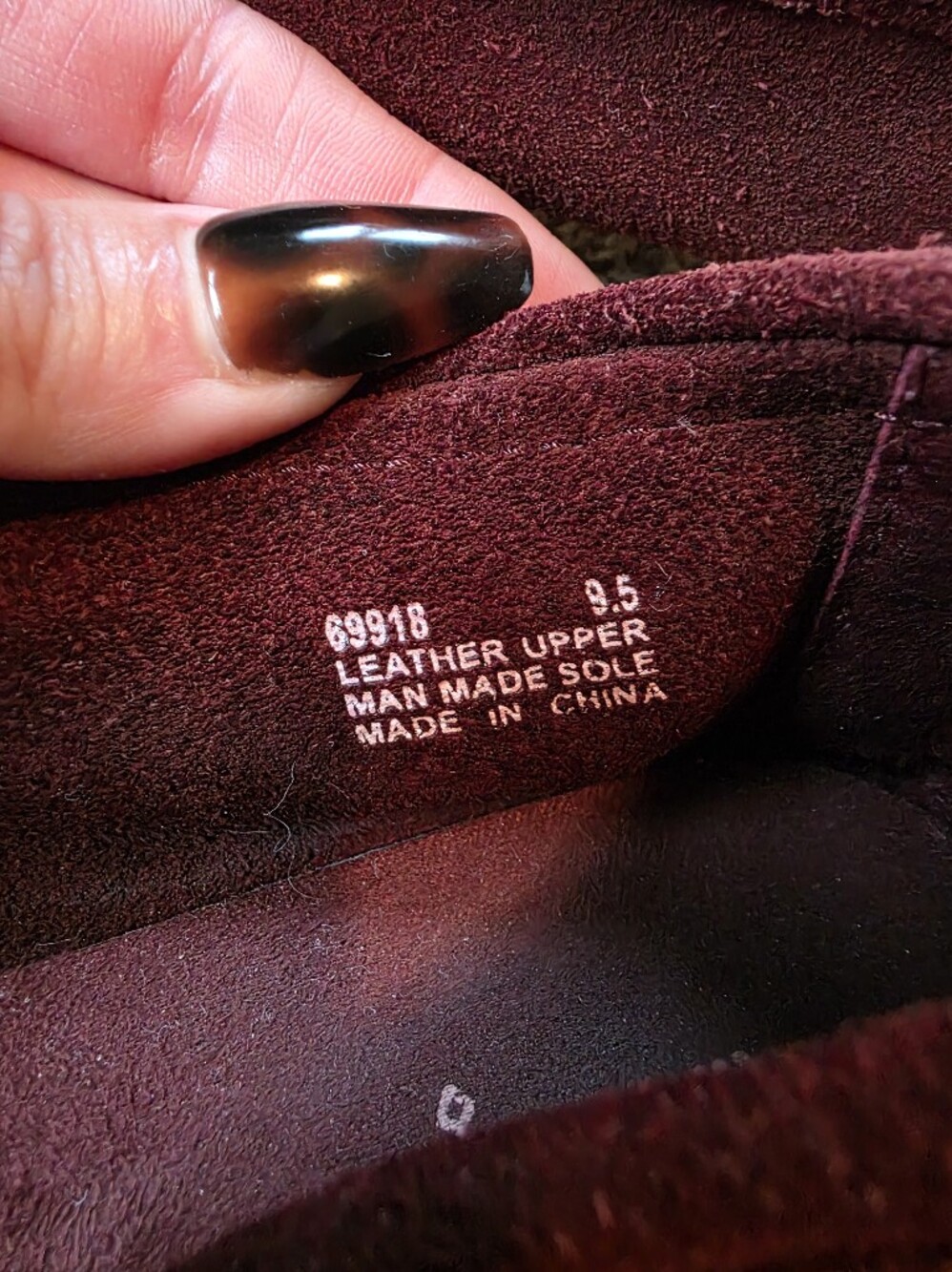 Minnetonka Kilty Hardsole Women's Burgundy Suede Moccasins Sz 9.5 - Picture 4 of 4